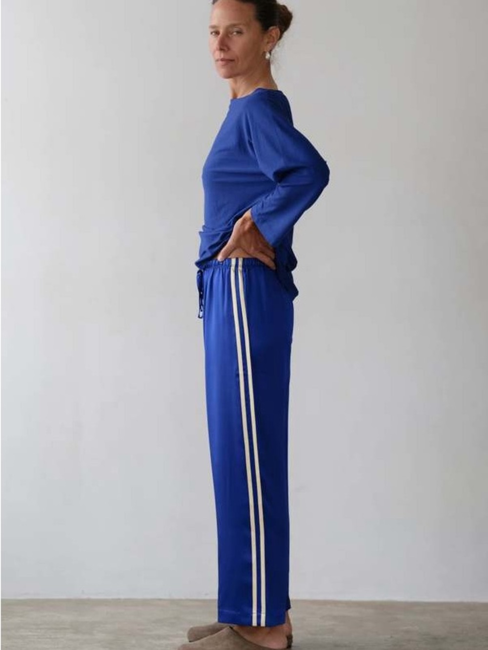 NWT DONNI. Silk Stripe Crop Pant in Blue